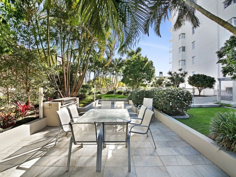 16 ‘Alexis’ 19 Mermaid Avenue, Mermaid Beach QLD 4218