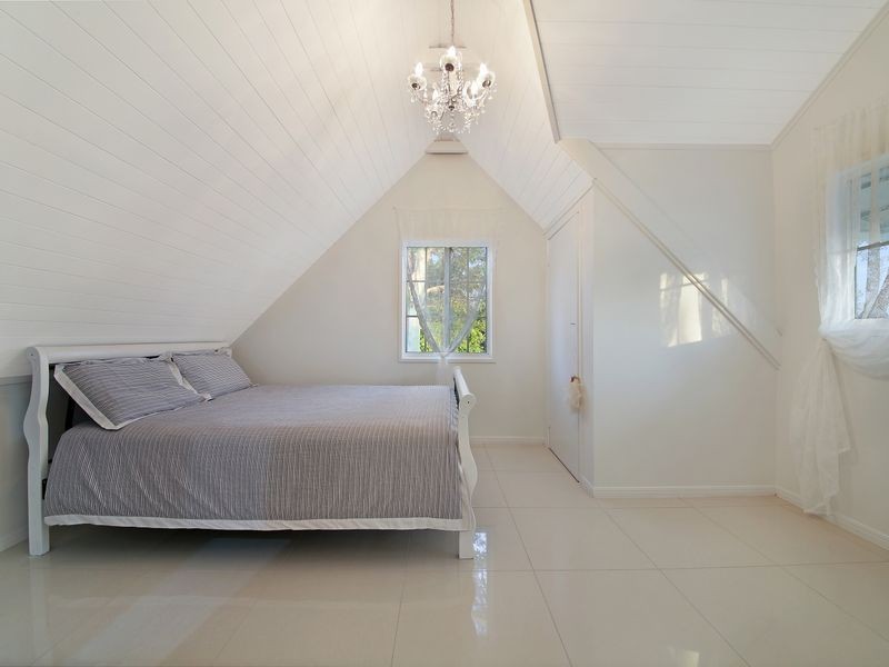 3 Darnay Road, Broadbeach Waters QLD 4218
