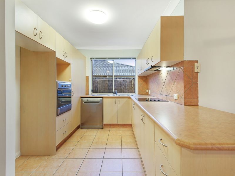 9 Meadowbank Drive, Upper Coomera QLD 4209