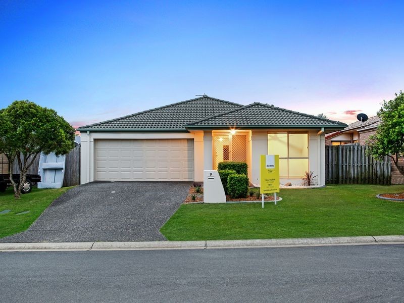 9 Meadowbank Drive, Upper Coomera QLD 4209