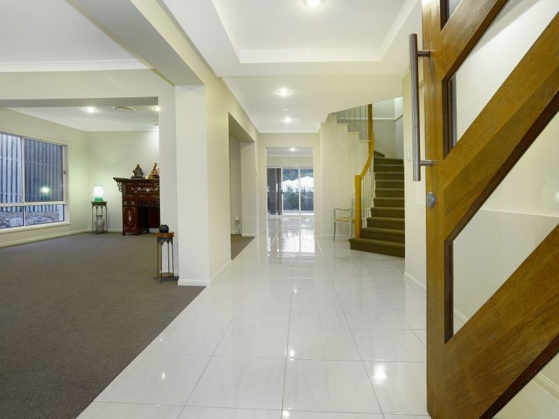 6 Perkins Close, Reedy Creek QLD 4227