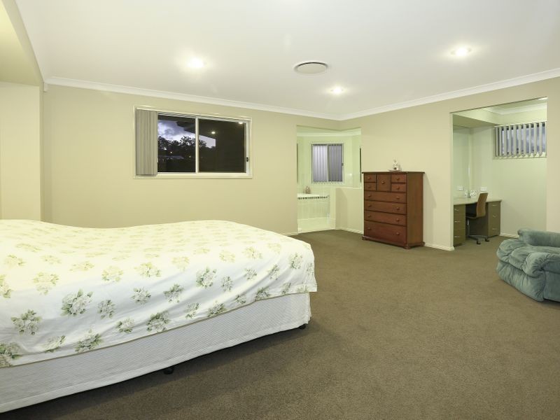 6 Perkins Close, Reedy Creek QLD 4227