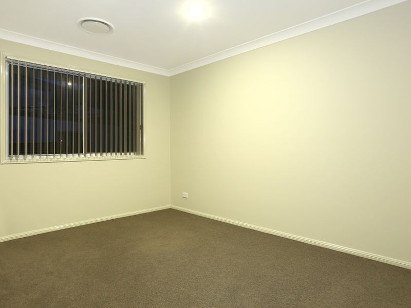 6 Perkins Close, Reedy Creek QLD 4227