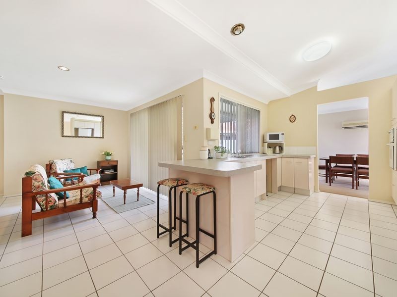 4 Beaumaris Court, Robina QLD 4226