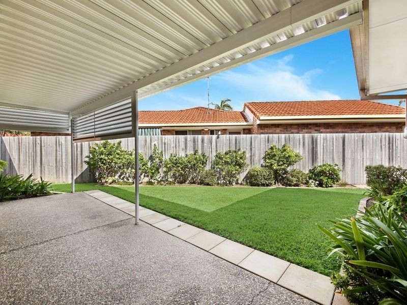 4 Beaumaris Court, Robina QLD 4226