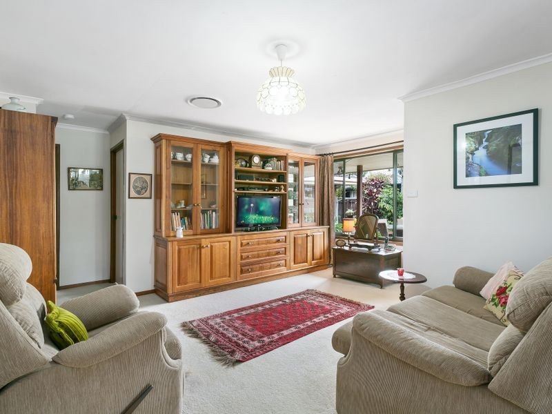 7 Glenbrook Avenue, Benowa Waters QLD 4217