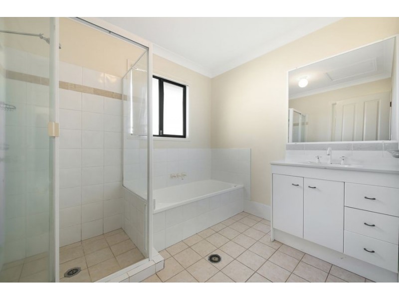 63/2 Anaheim Drive, Helensvale QLD 4212