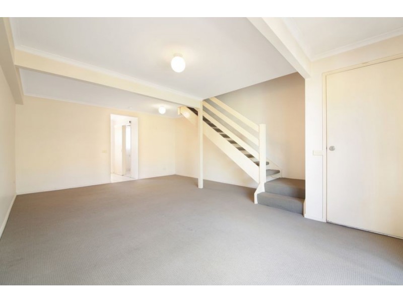 72/125 Pappas Way, Nerang QLD 4211