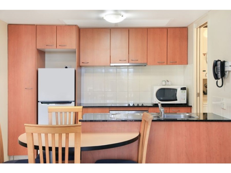 102/2988 ‘Palazzo Colonnades’ Surfers Paradise Boulevard, Surfers Paradise QLD 4217