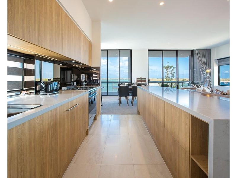 2/502 Marine Parade, Biggera Waters QLD 4216