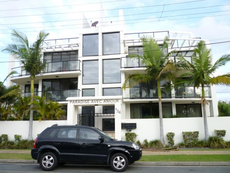 1 134 Stanhill Drive, Surfers Paradise QLD 4217