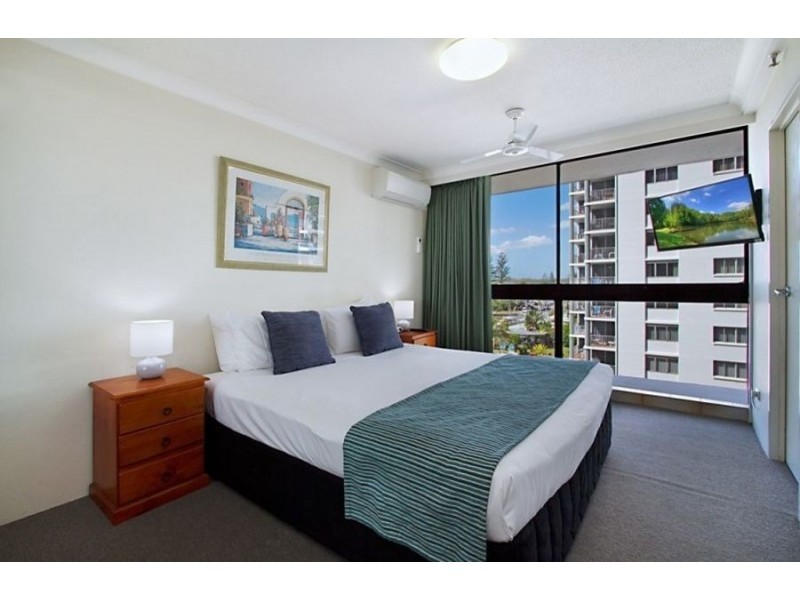 4A/1 Albert Avenue, Broadbeach QLD 4218