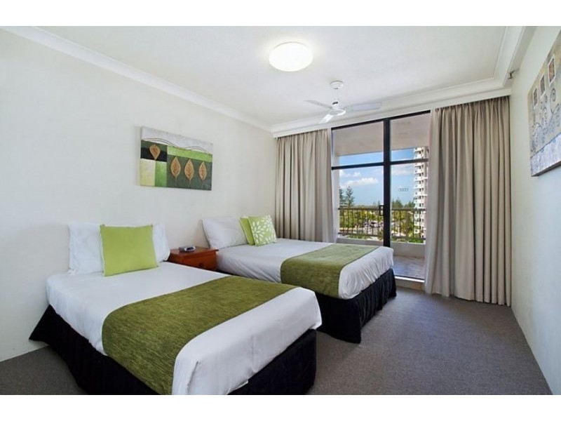 4A/1 Albert Avenue, Broadbeach QLD 4218