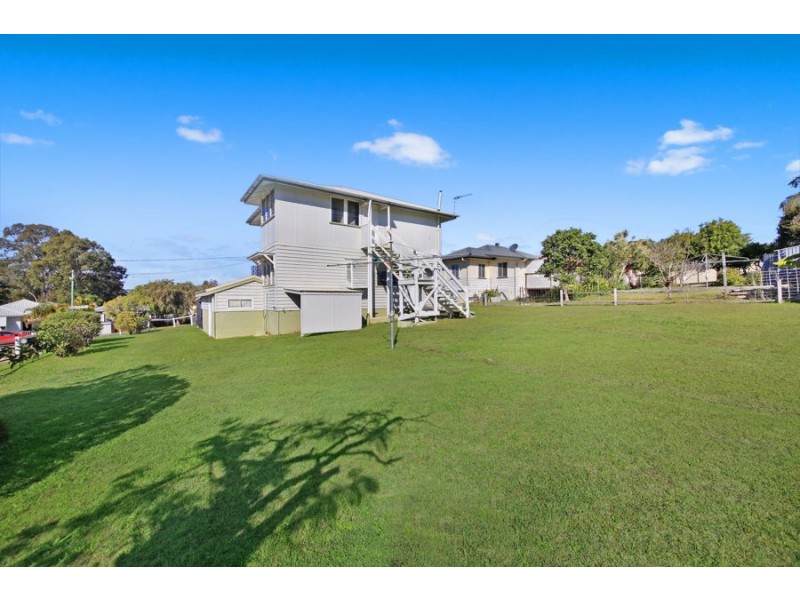 30 Kerr Avenue, Southport QLD 4215