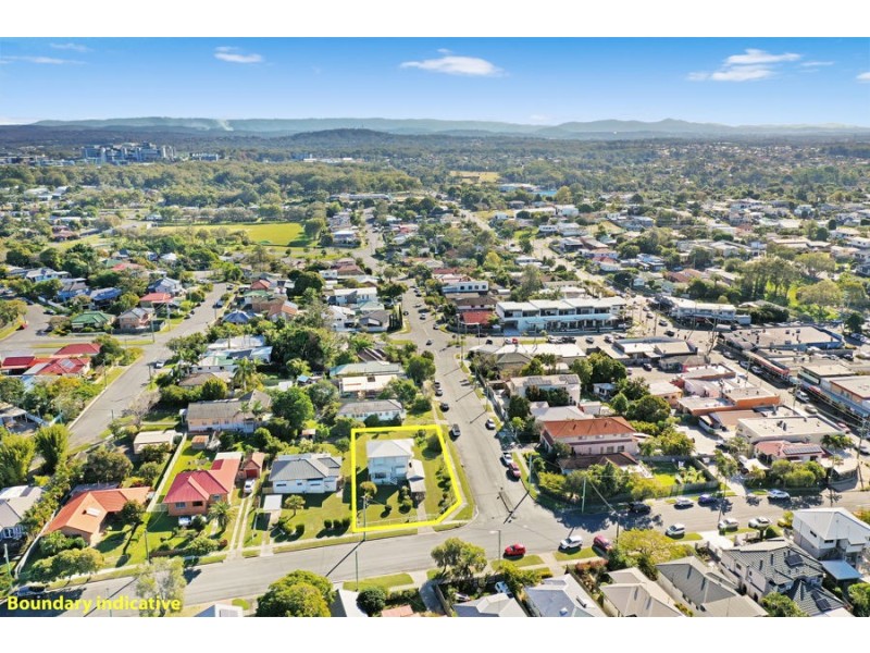 30 Kerr Avenue, Southport QLD 4215