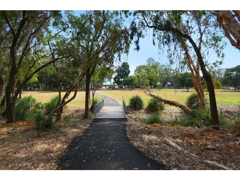 9 Chelsea Place, Robina QLD 4226