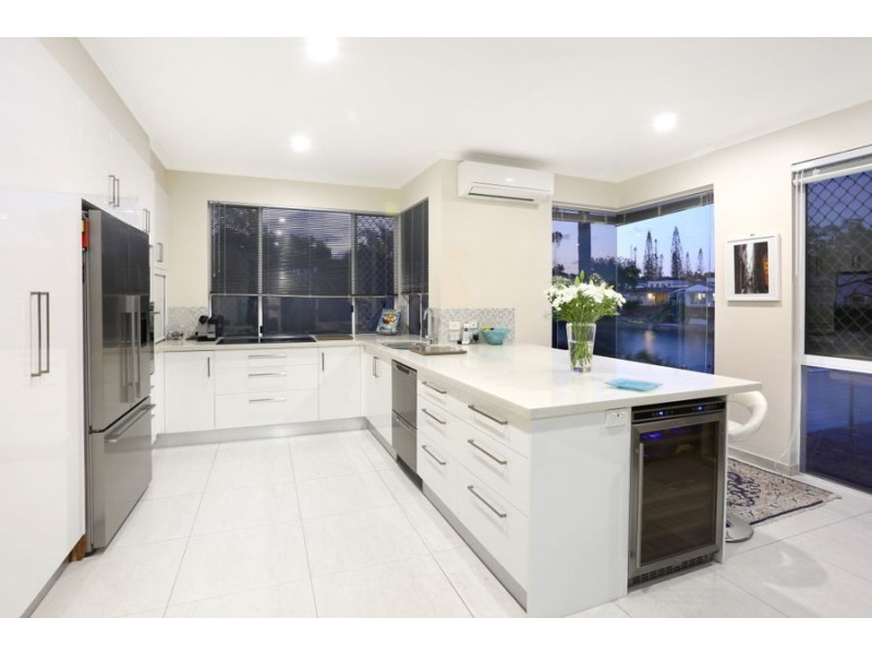 61 Tullamarine Drive, Robina QLD 4226