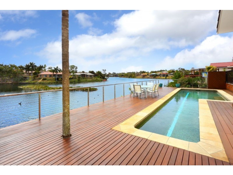 61 Tullamarine Drive, Robina QLD 4226