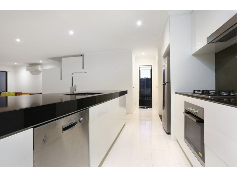 24 Doherty Drive, Pimpama QLD 4209