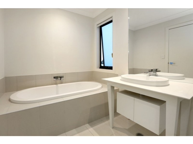 24 Doherty Drive, Pimpama QLD 4209