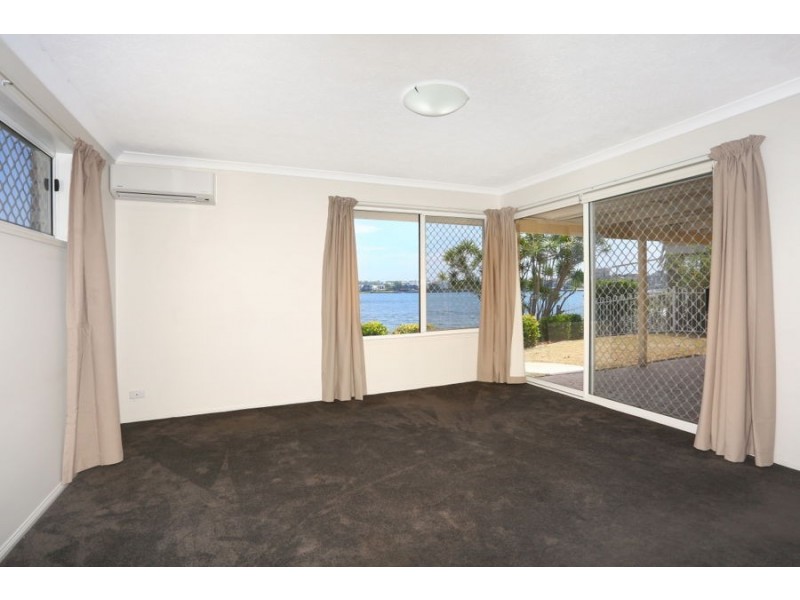 13 Notre Dame Court, Varsity Lakes QLD 4227