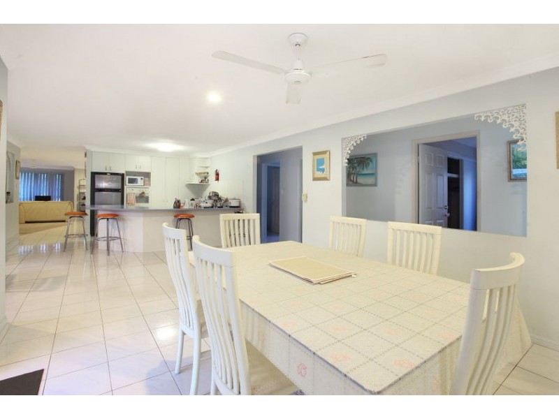 37 Ballybunion Drive, Parkwood QLD 4214