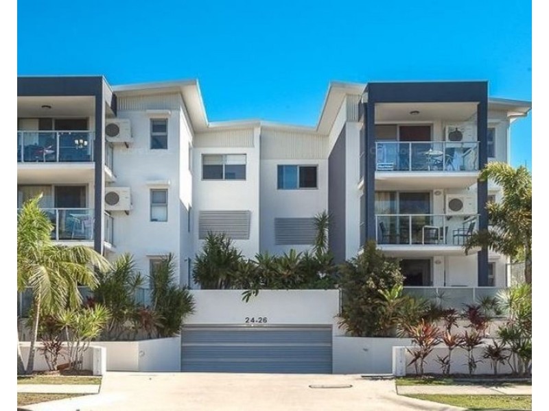 12/24-26 Proud Street, Labrador QLD 4215
