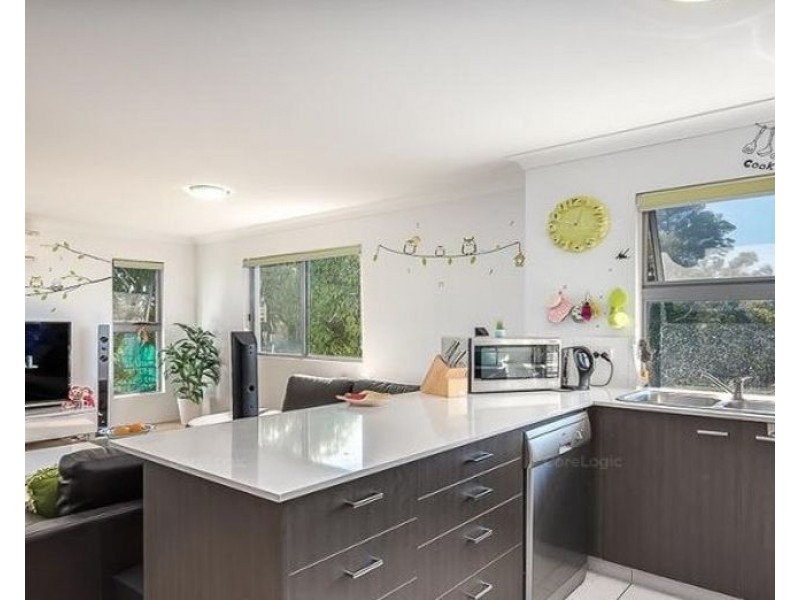 12/24-26 Proud Street, Labrador QLD 4215