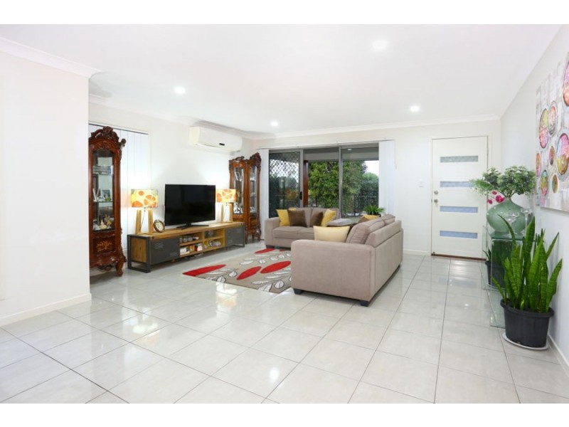 2/15 Elmore Street, Ormeau QLD 4208