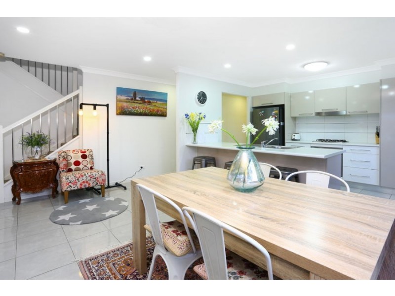 2/15 Elmore Street, Ormeau QLD 4208