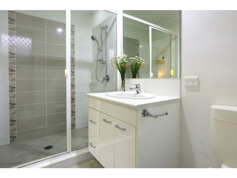 2/15 Elmore Street, Ormeau QLD 4208