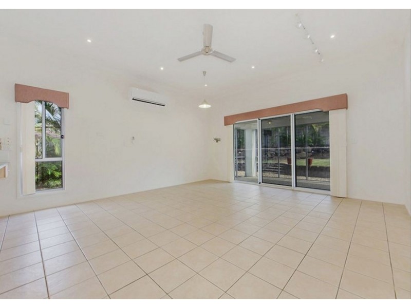 54 Merrilaine Crescent, Merrimac QLD 4226