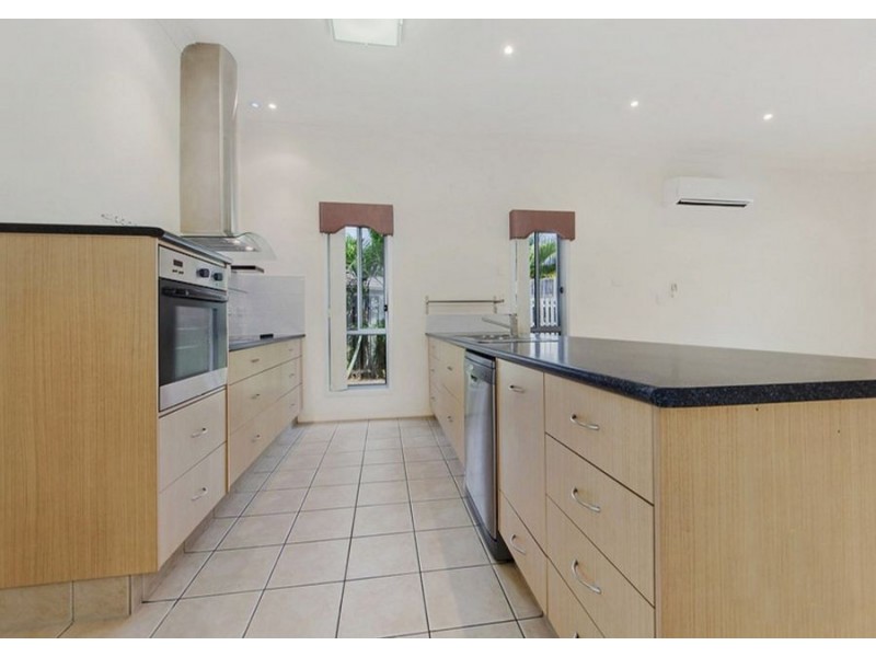 54 Merrilaine Crescent, Merrimac QLD 4226