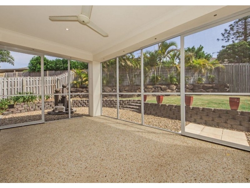 54 Merrilaine Crescent, Merrimac QLD 4226