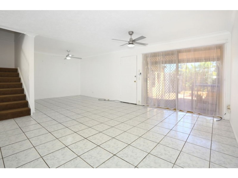 9/469 Pine Ridge Road, Runaway Bay QLD 4216