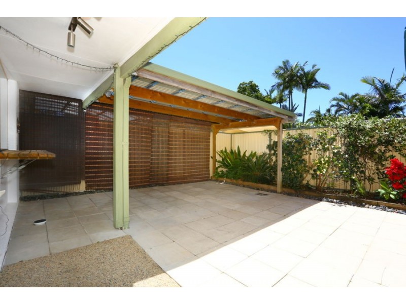 9/469 Pine Ridge Road, Runaway Bay QLD 4216