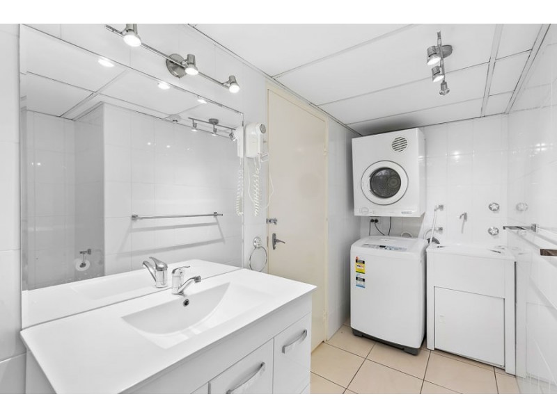 14D/1 Higman Street, Surfers Paradise QLD 4217