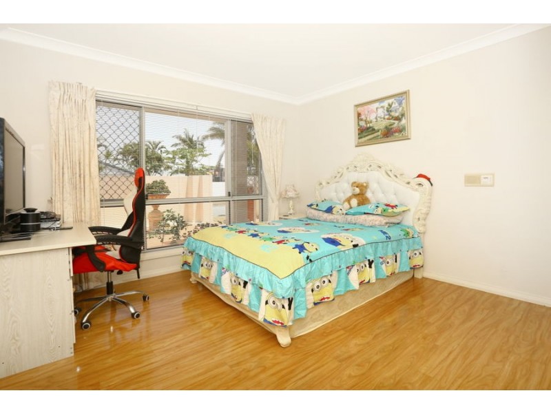 2 Key Largo, Clear Island Waters QLD 4226