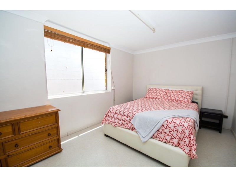 24/15 Cavill Avenue, Surfers Paradise QLD 4217