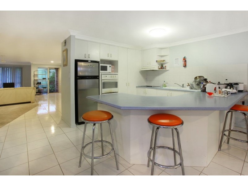 37 Ballybunion Drive, Parkwood QLD 4214