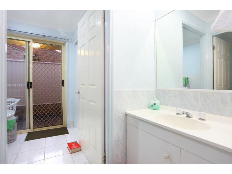 37 Ballybunion Drive, Parkwood QLD 4214