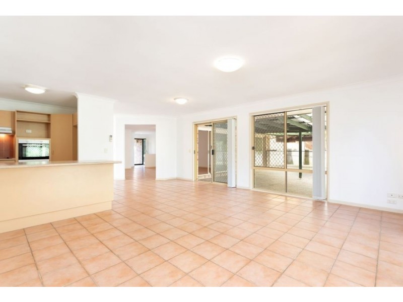 85 Henry Cotton Drive, Parkwood QLD 4214