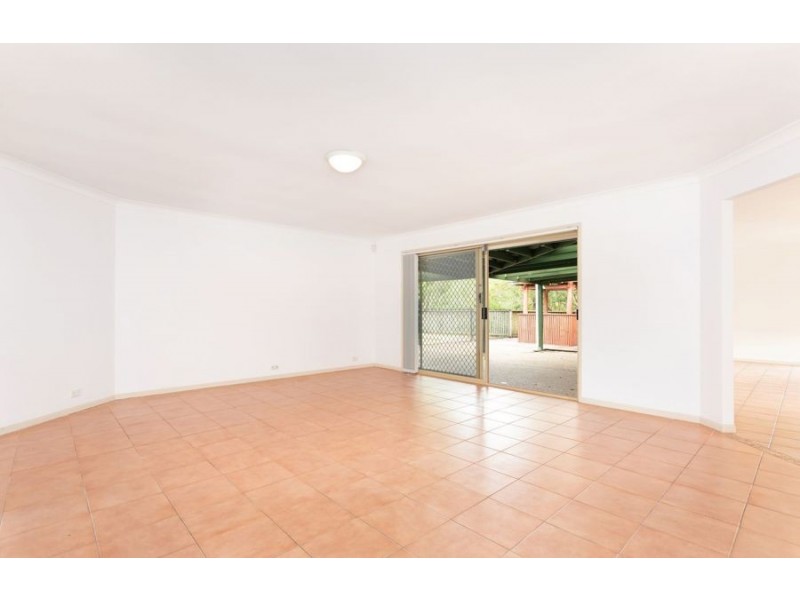 85 Henry Cotton Drive, Parkwood QLD 4214