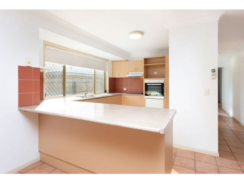 85 Henry Cotton Drive, Parkwood QLD 4214