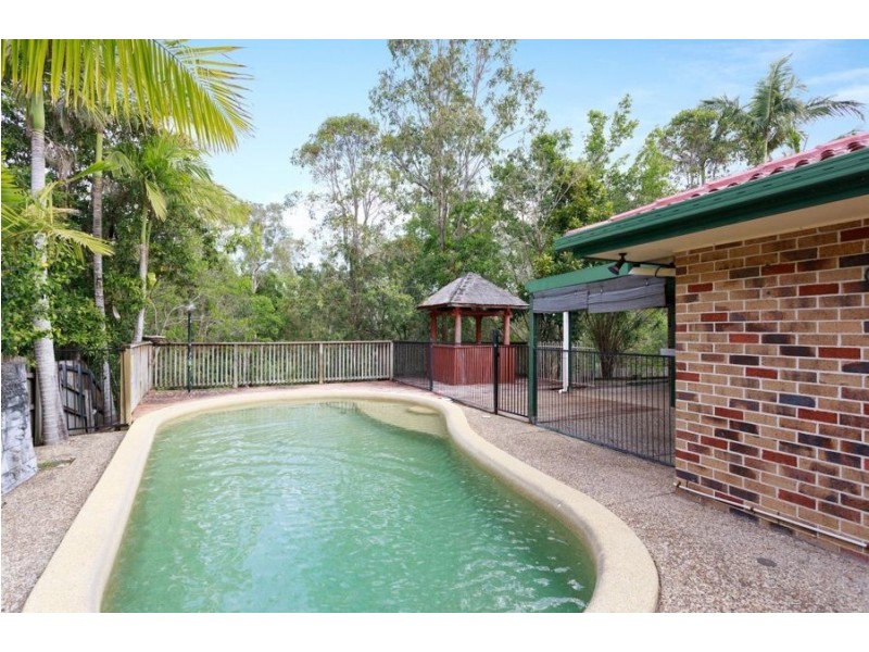 85 Henry Cotton Drive, Parkwood QLD 4214