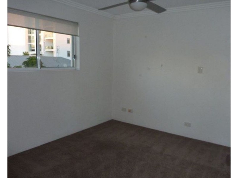 10/7 Whiting Street, Labrador QLD 4215