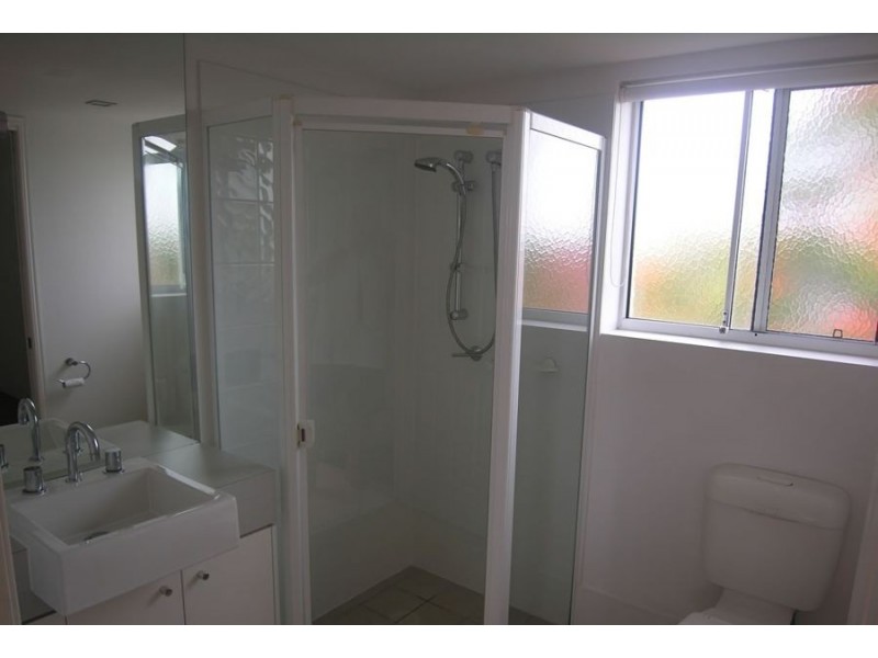 10/7 Whiting Street, Labrador QLD 4215