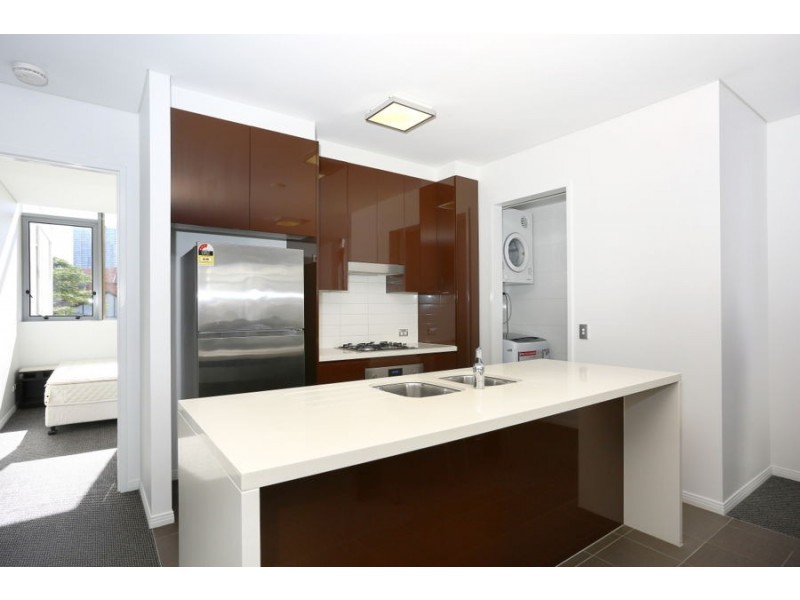 520/6 Aqua Street, Southport QLD 4215