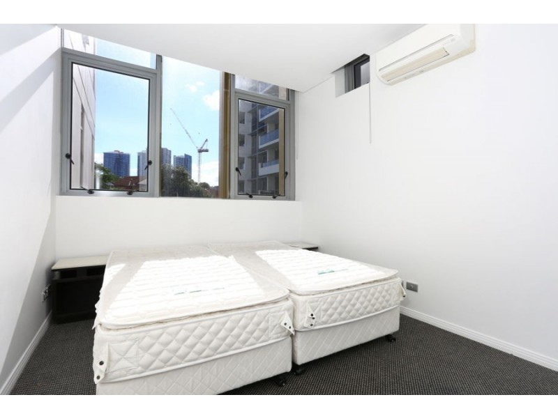 520/6 Aqua Street, Southport QLD 4215