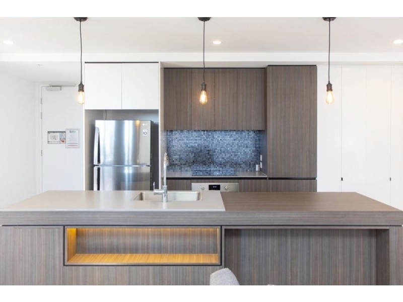 27/31 Queensland Avenue, Broadbeach QLD 4218